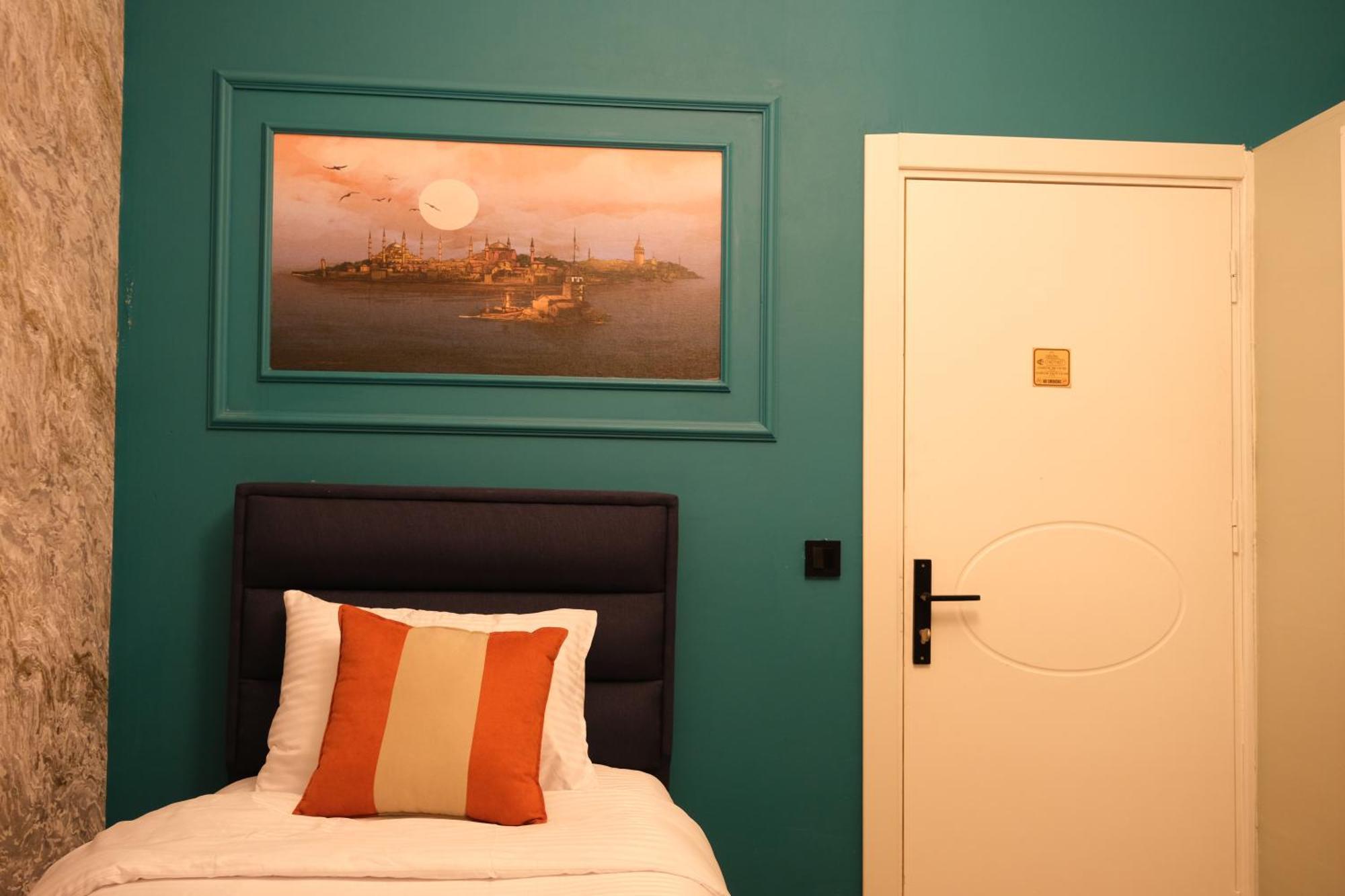Taksim My House Butik Otel Istanbul Exterior photo
